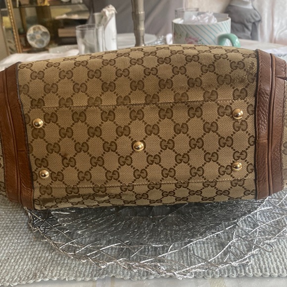 Gucci Handbag EUC! - Picture 2 of 12